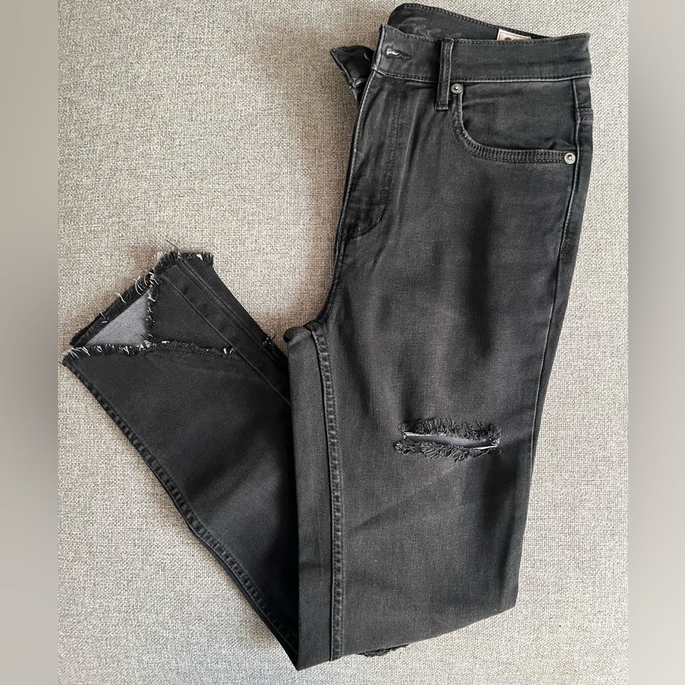 We The Free Women’s high rise Skinny Jeans.